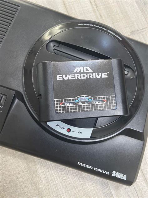 Everdrive Sega Megadrive Genesis 32X Flash Cart – .